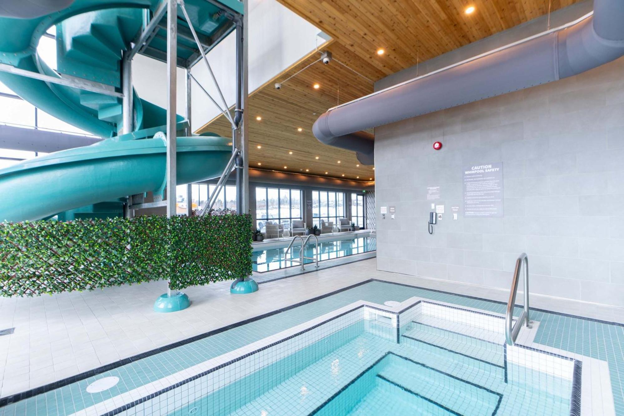 Sandman Signature Dartmouth Hotel & Suites Exterior photo